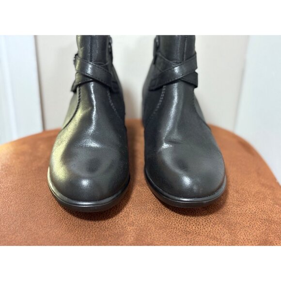 YUU BECCA WOMENS ANKLE BOOTS SIZE 6M LOW BOOTIE SIDE ZIP BLACK CASUAL - Picture 2 of 8